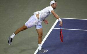 hachanov-na-masters-v-cincinnati-proigral-chetvertyj-match-podrjad-8fa74d1.jpg