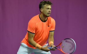 rossijskogo-tennisista-v-den-rozhdenija-otstranili-za-dopingovoe-narushenie-ed6dbdf.jpg