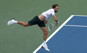 daniil-medvedev-sedmoj-raz-v-karere-vyshel-v-18-finala-us-open-2fc5daa.jpg