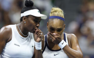 sestry-uiljams-proigrali-na-starte-us-open-v-parnom-razrjade-3481c06.jpg